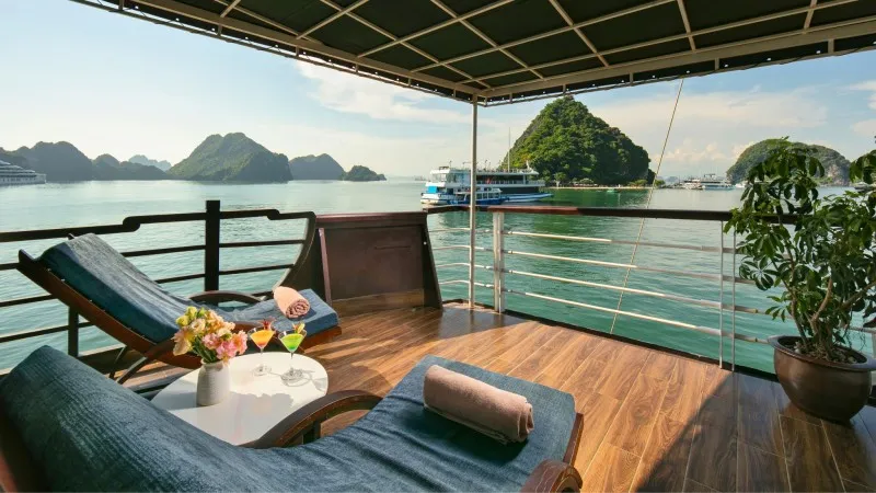 Large Terrace for Sightseeing