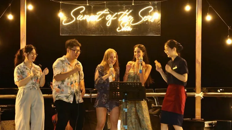 Live Music Entertainment