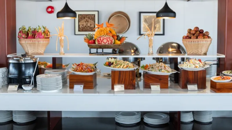 Eye-catching Buffet Line