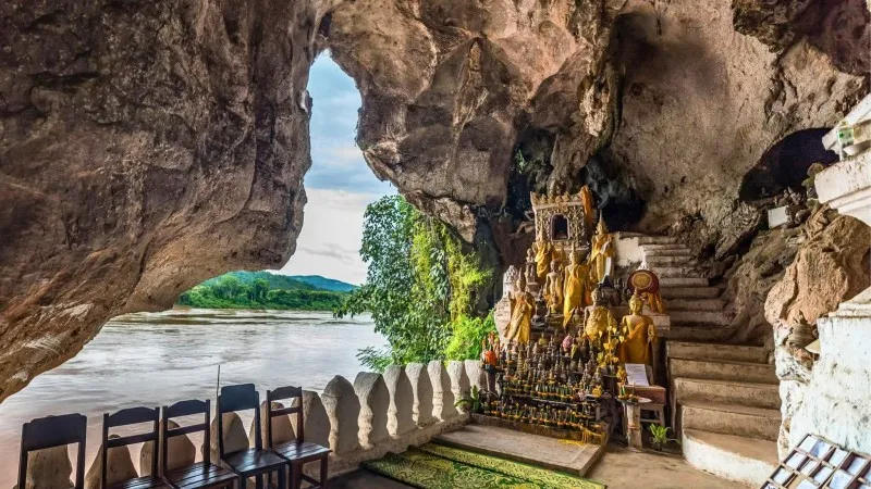 Pak Ouv Caves