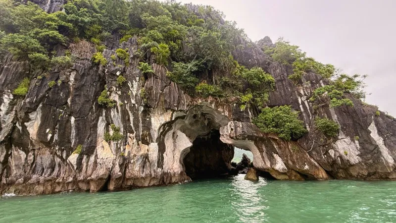 Explore the Cai De Area