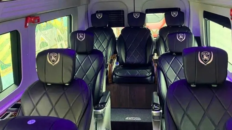 Modern Limousine Transfer