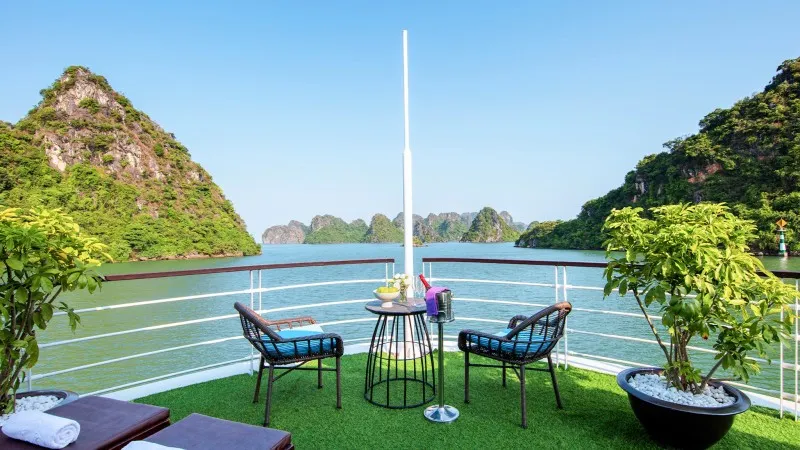 Lan Ha Bay Beauty Over Private Terrace