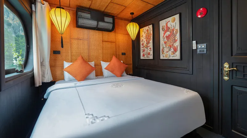 Deluxe cabin