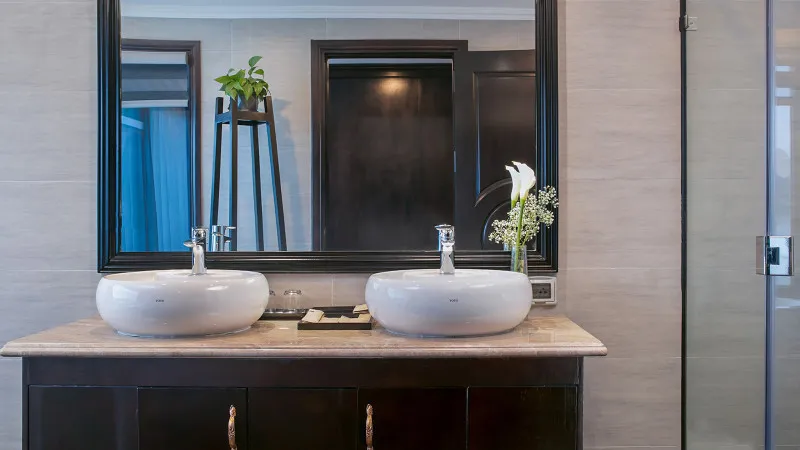 Clean double sinks