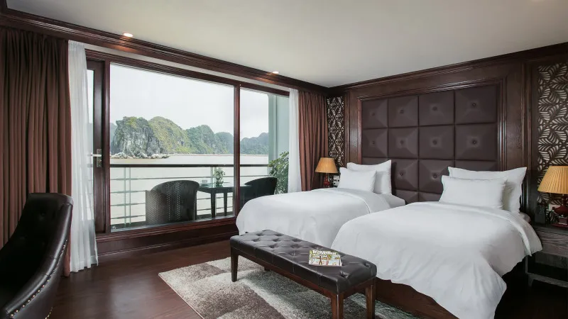 Twin Room with Large Window