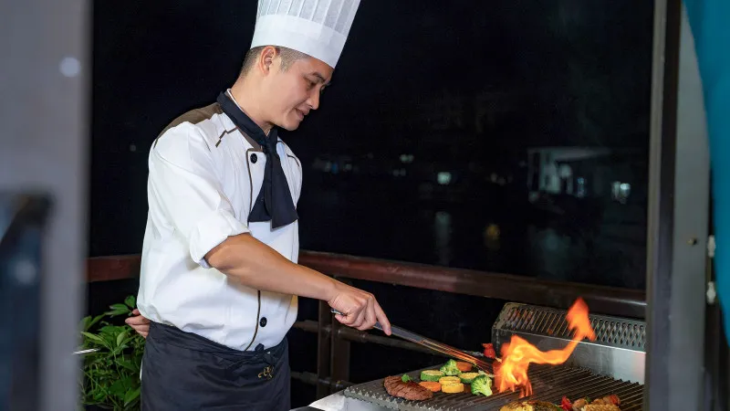 Enjoy BBQ at outside door