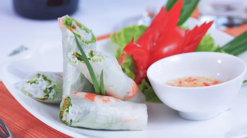 Fresh Traditional Spring Rolls