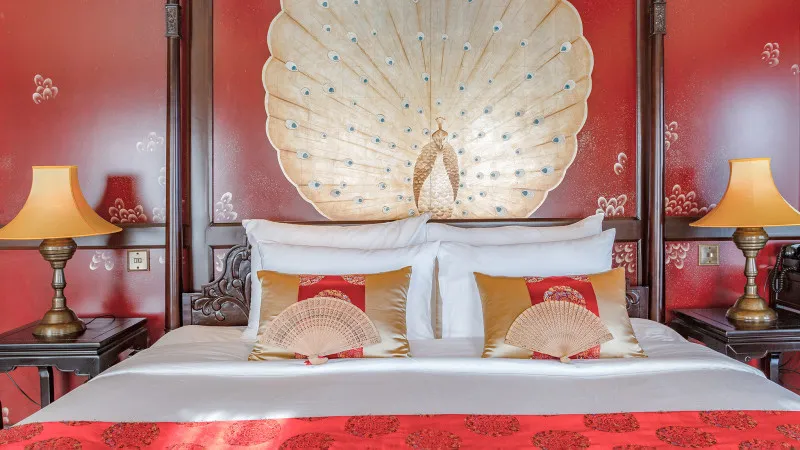 The warm and cozy decor