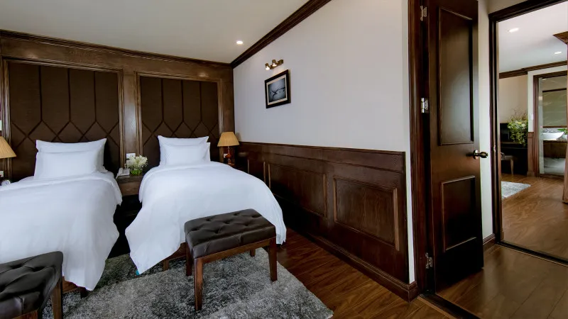Ocean Suite Connecting