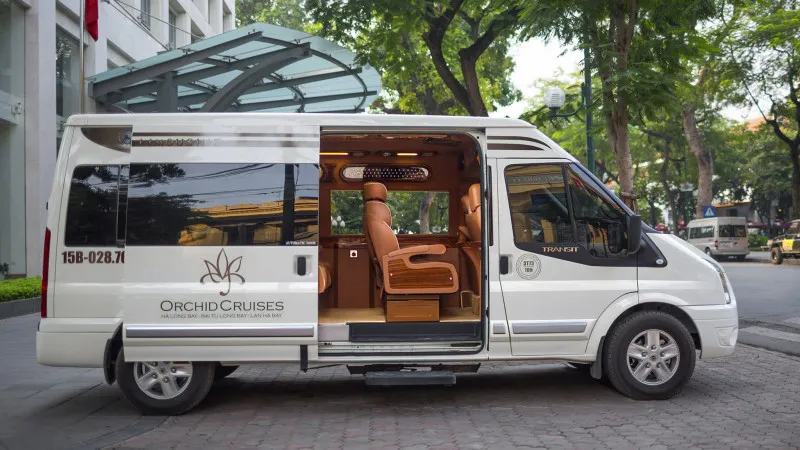 Luxury limousine service