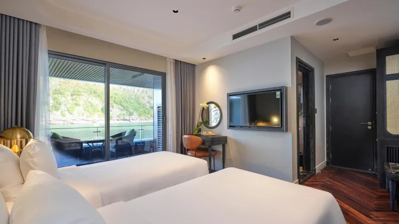 Modern Fulfillments in the room
