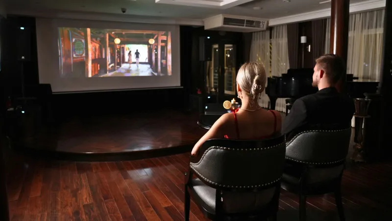 Romantic Night Movie At Piano Lounge
