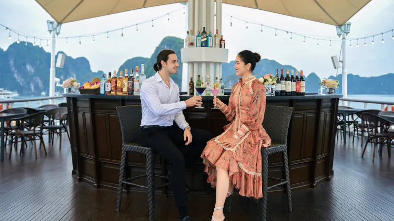 Taste The Moment At Open Bar