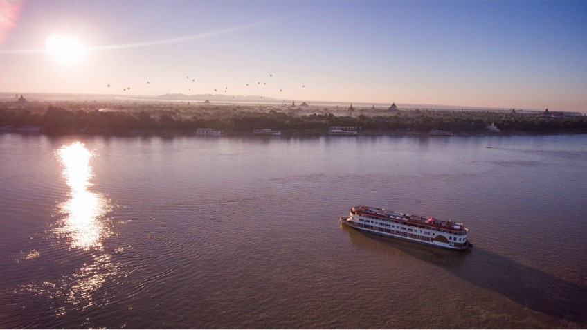 Heritage Line Anawrahta amidst the river