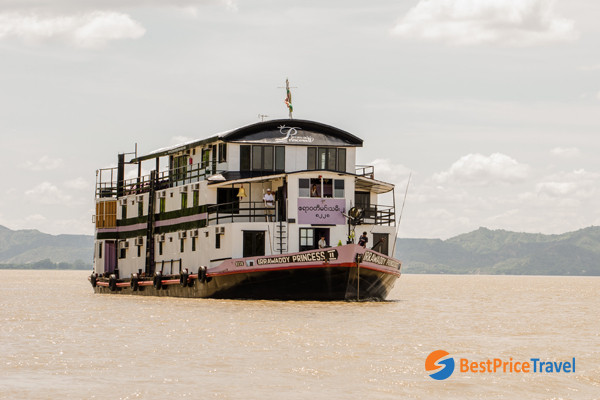 Irrawaddy Princess II