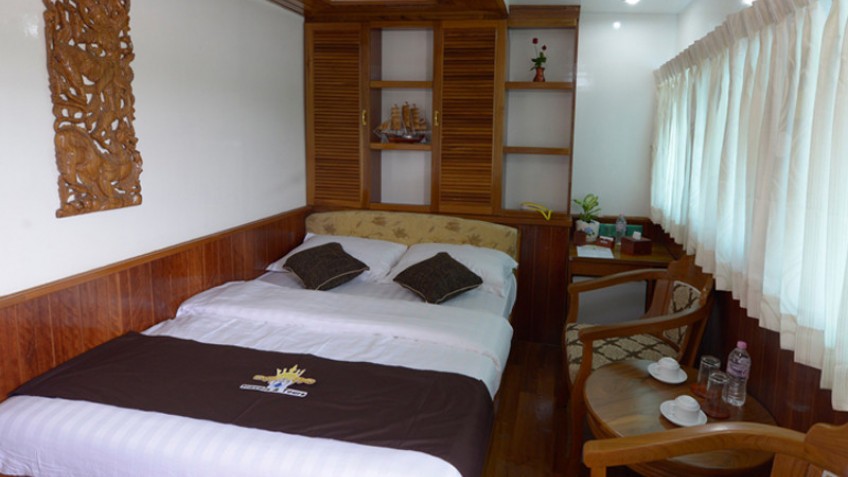 MainDeck Dexluxe(Bedroom)