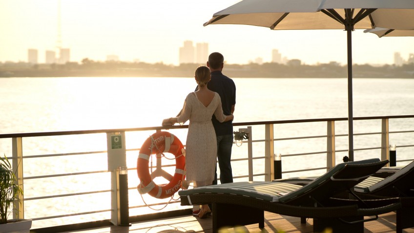 Share Romantic Moments With Your Love