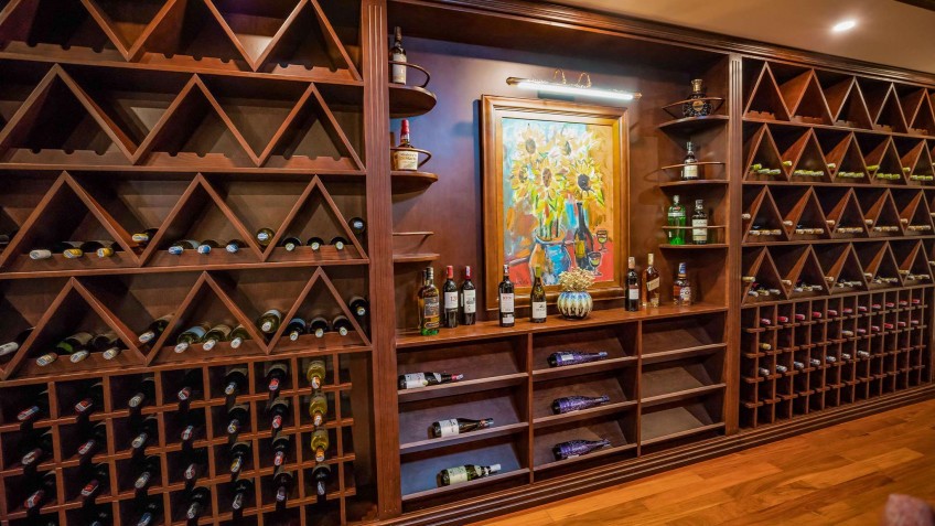 Heritage Binh Chuan Cruise: Bach Dang Wine Cellar