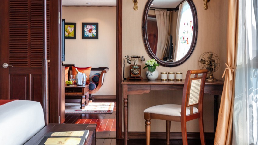 Indochine Cruise: Most Opulent Suite onboard