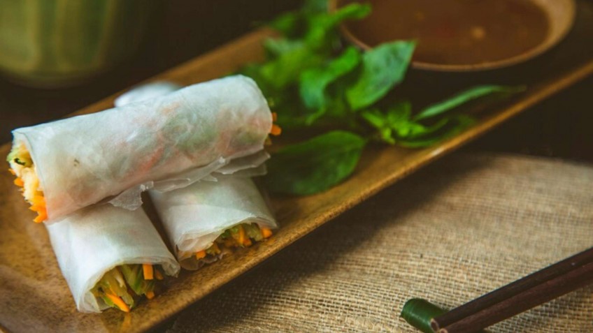 Legend Halong Private Cruise: Spring Rolls