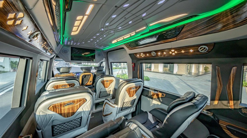 Luxury transfer from Hanoi to Halong and vice versa