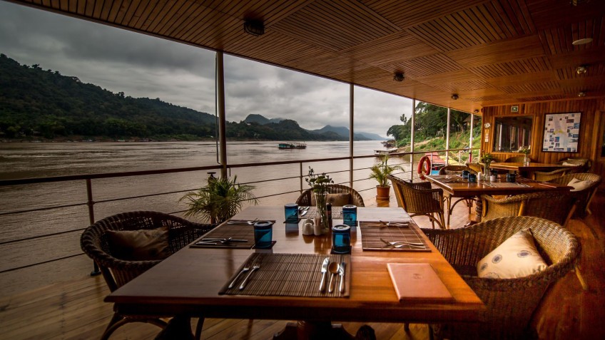 Table Setting On Deck