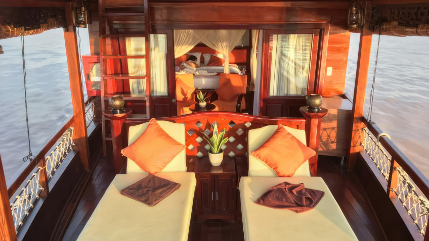 Relax area on the lower deck