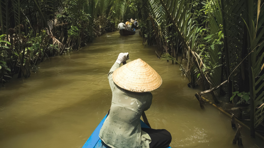 Explore Canals at Cai Be