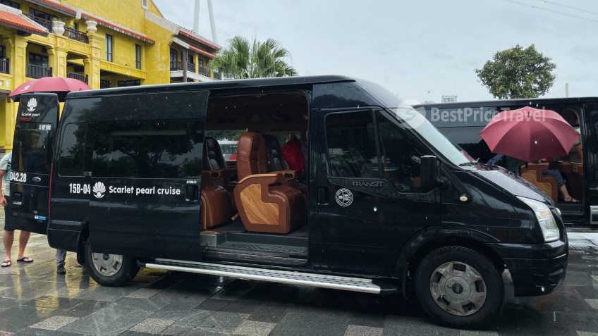 Scarlet Pearl Cruise: Luxury limousine transfer service