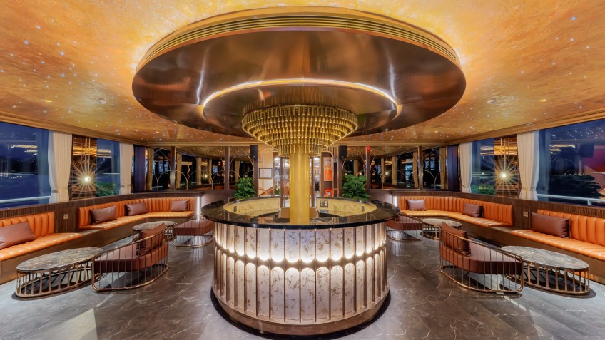 Top Notch Reception Lounge