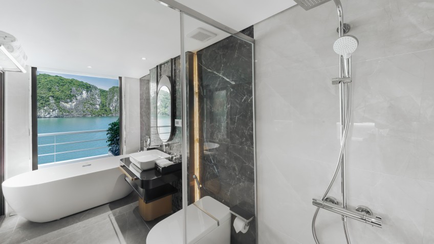 Appealing bay view from bathtub