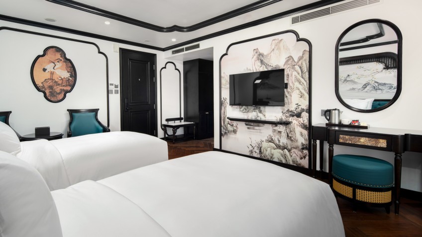 Catherine Cruise: Twin cabin on board