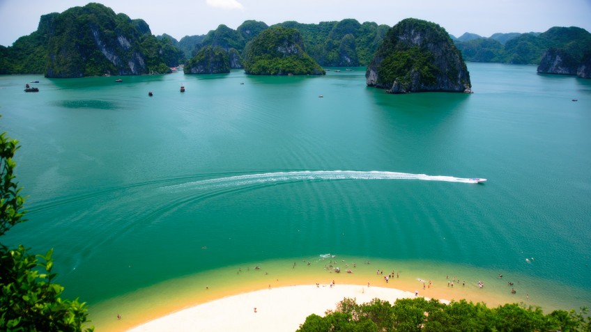 Stunning Titop Island's Beach