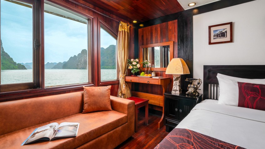 Valentine Premium Private Cruise: Pretty Decorations