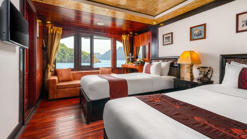 Valentine Premium Private Cruise: Soft Twin beds