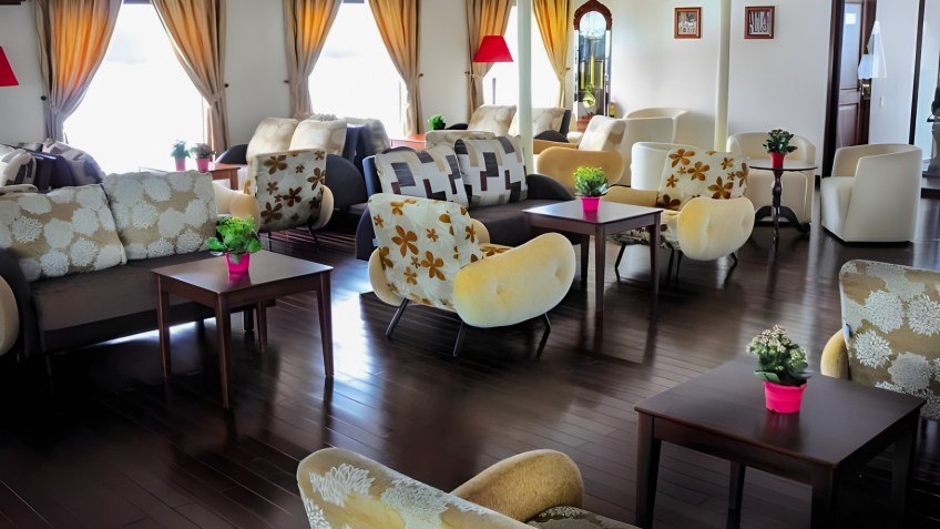 Cozy sharing space onboard