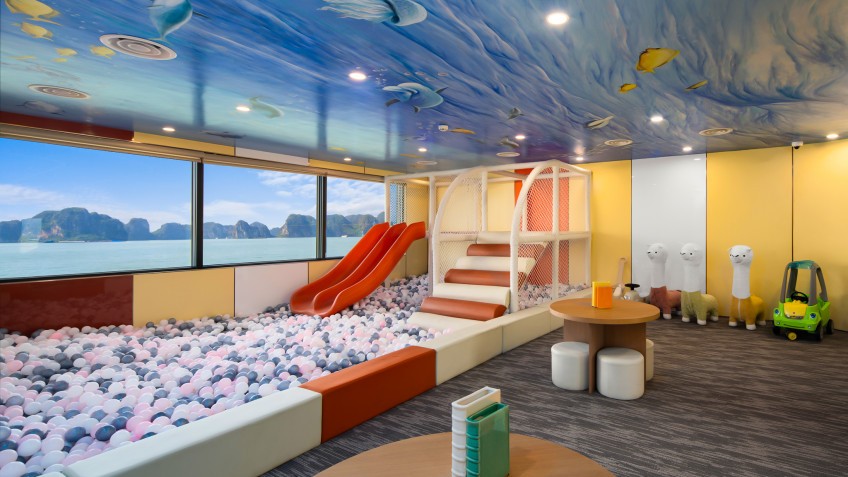 Grand Pioneers Cruise: Amusement Playground For Kids