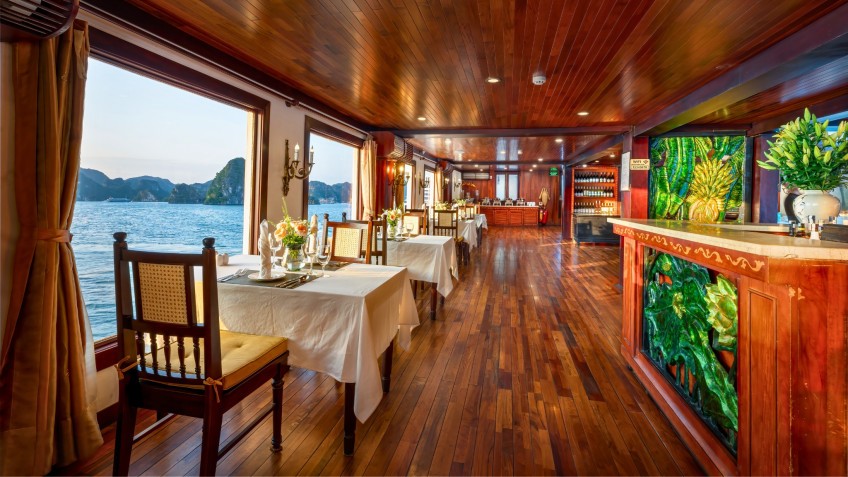 Indochina Sails: Focus on Oriental Style