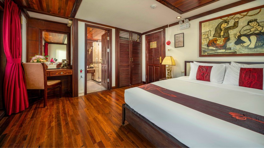 Indochina Sails: Most Luxurious Cabin