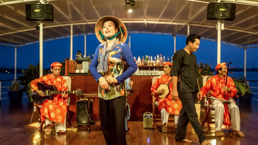 Vietnamese traditional performance