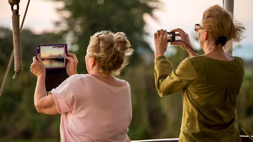 Capture sunset moment in might Mekong
