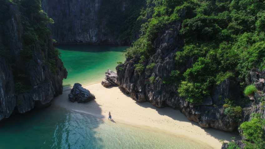 Pristine Ba Trai Dao Beach