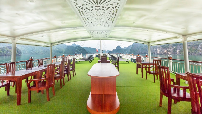 Calypso Cruise: 360 Degree Sundeck
