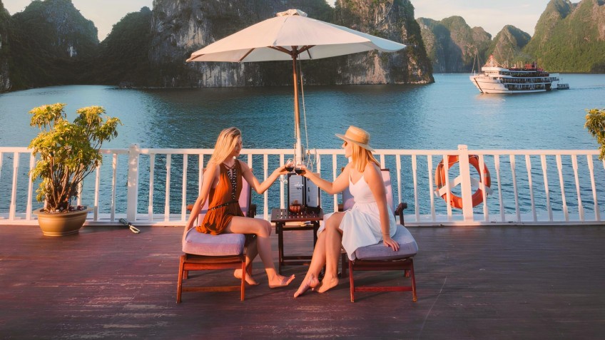 Indochina Sails: Sip Cocktail On The Sundeck