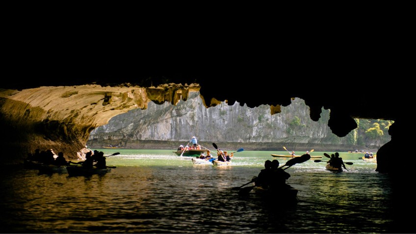 Indochine Cruise: The mysterious Dark & Bright Cave