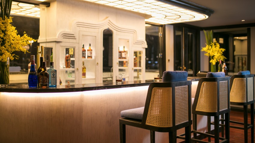 Have nice drinks at the bar