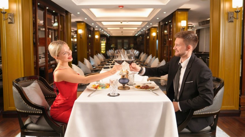 Paradise Grand Cruise: Elegant Dine For Two