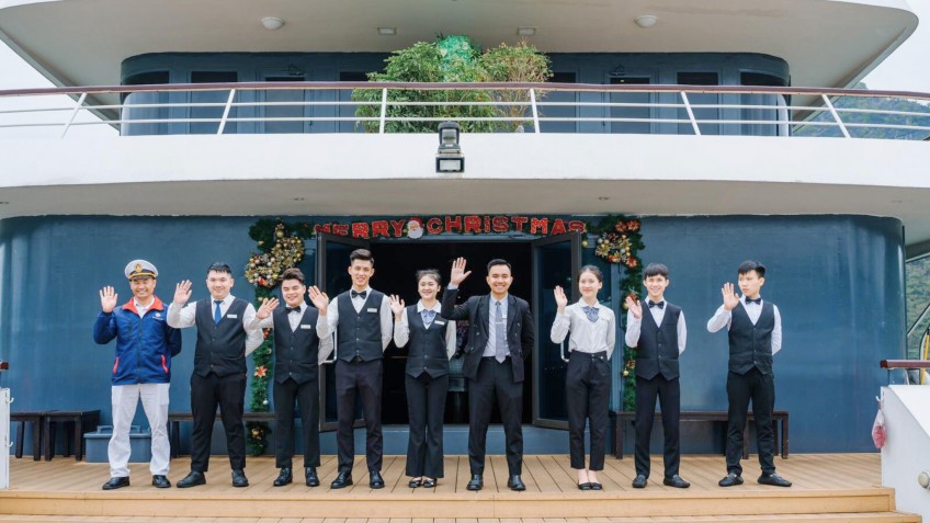 Scarlet Pearl Cruise: Welcoming Crew Team