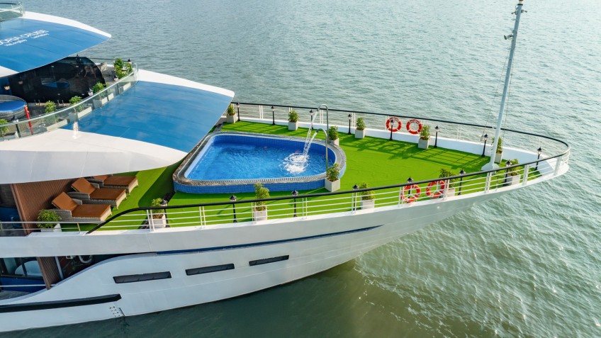 Doria Cruise: Jacuzzi Pool at the bow